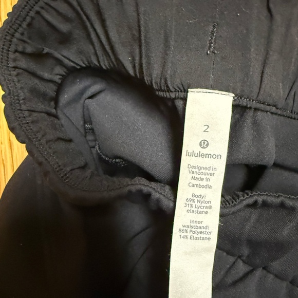 Lululemon Joggers, Black, Size 2 - Picture 4 of 4